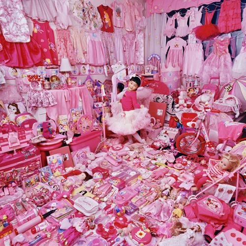 Girl's pink bedroom