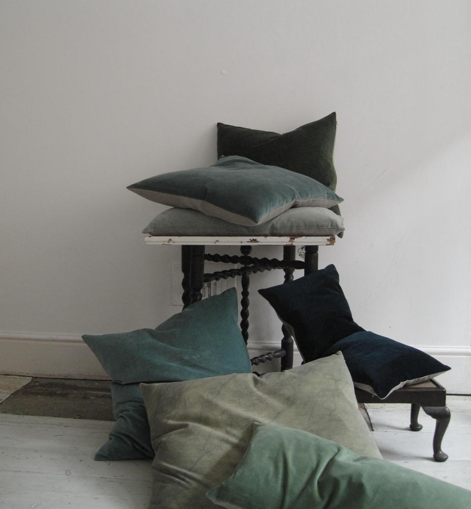 Kirsten Hecktermann | Velvet cushions | Hand dyed velvet