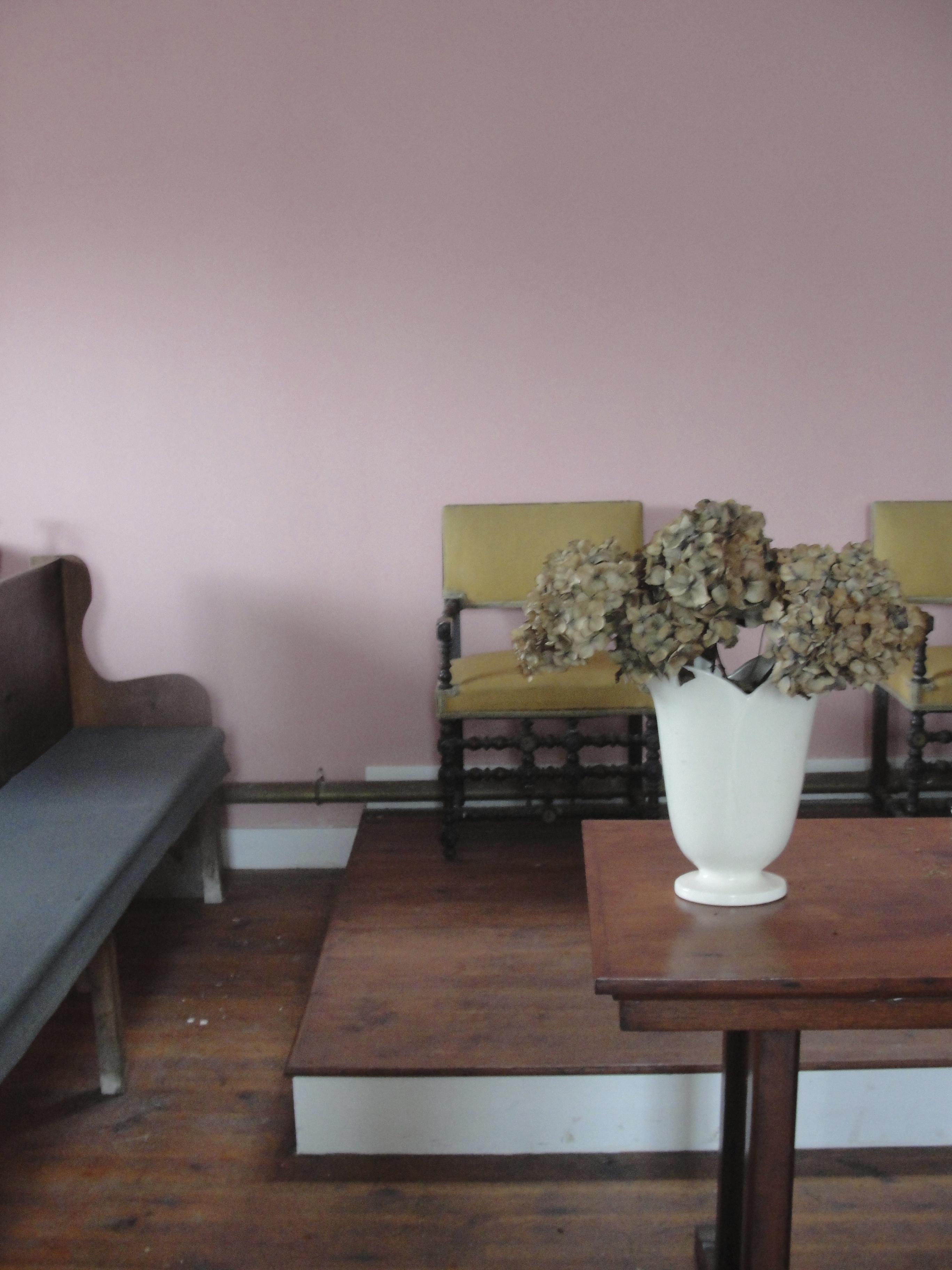 Ulva Kirk | Pink & Yellow interiors