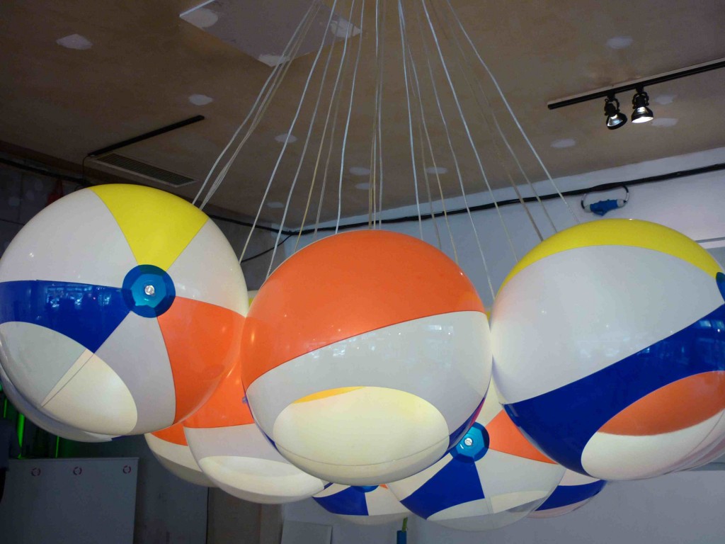 Beach ball lights