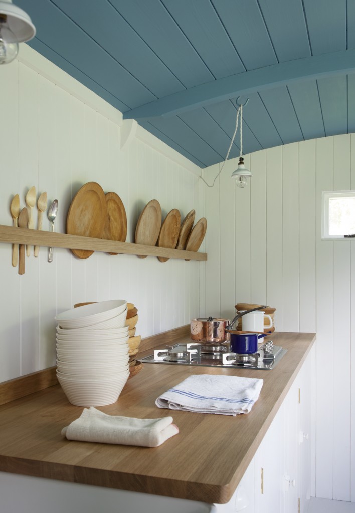 British Standard Shepherd's hut LDF14