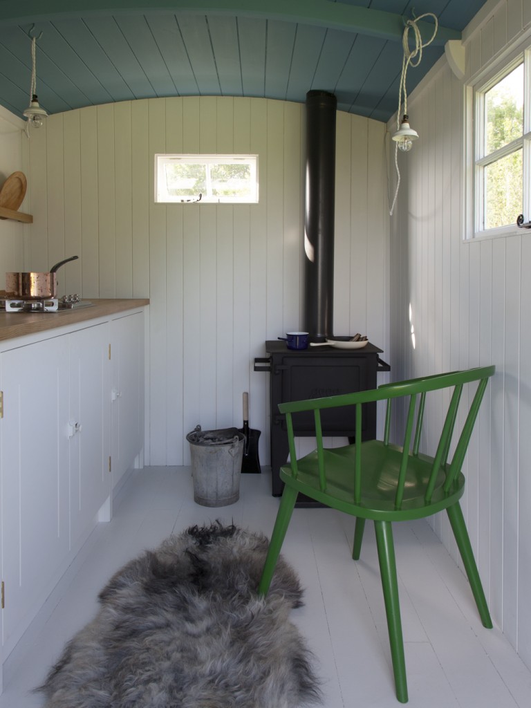 British Standard Shepherd's hut LDF14