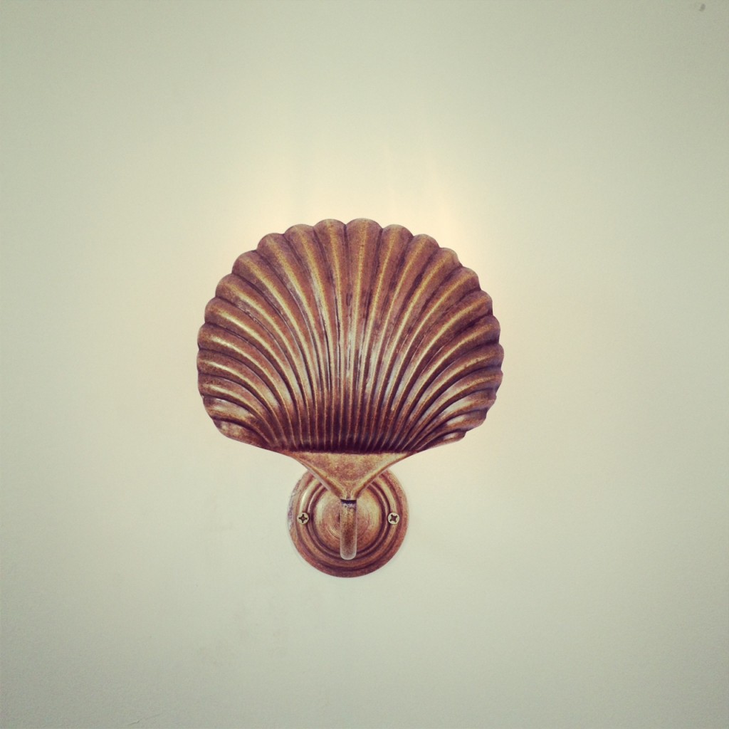 Shell light | Interiors ideas | My Friend's House