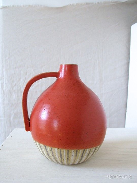 Signe Yberg ceramics Glug Jug in Coral