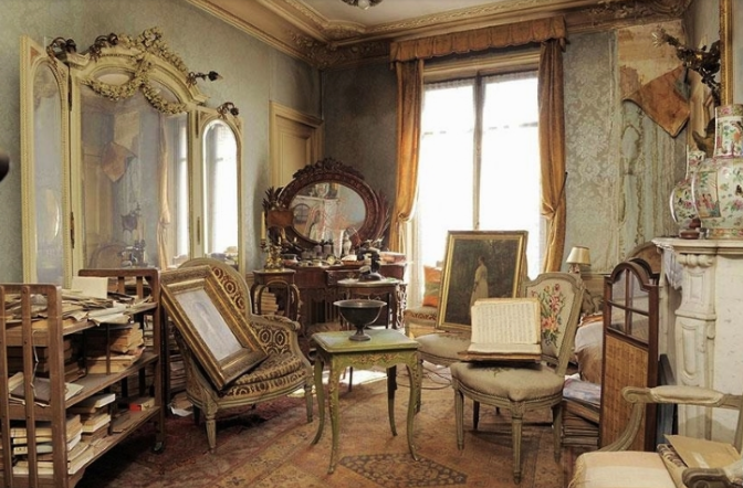 Untouched Parisian apartment